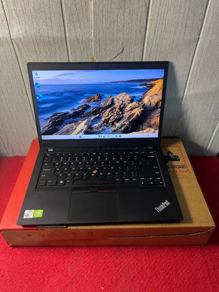 Lenovo Thinkpad T14 Gen 1 Core i7 generasi 10