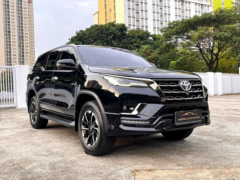 KM54RB CASH Fortuner GR Sport 2.8 No Pajero Dakar Venturer Diesel 2022