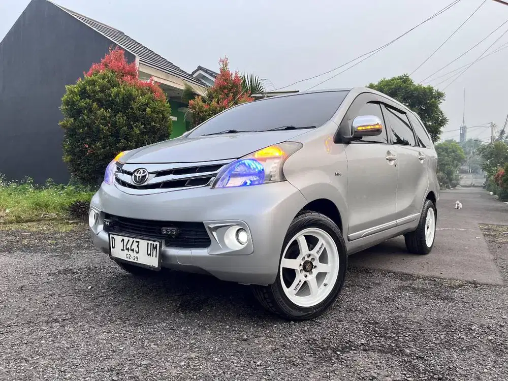 Antik (KM 83rb!) Toyota Avanza 1.3 G Matic 2013