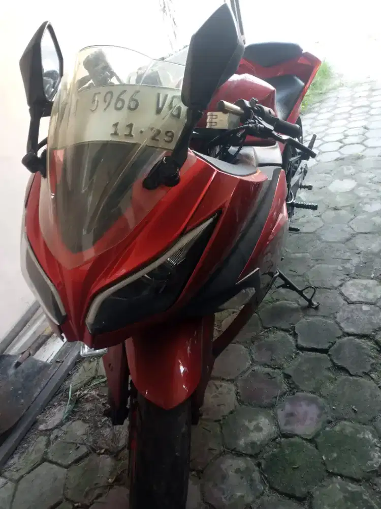 Kawasaki Ninja 2014 orange