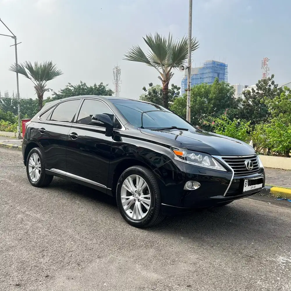 LEXUS RX270 2.7 AT 2013 Hitam  black