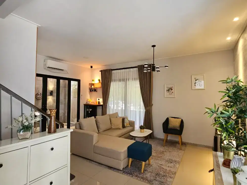 Dijual Rumah Cantik Strategis Fully Furnished 2 Lantai Dekat Stasiun Sudimara di Ciputat Tangsel Lr-12265