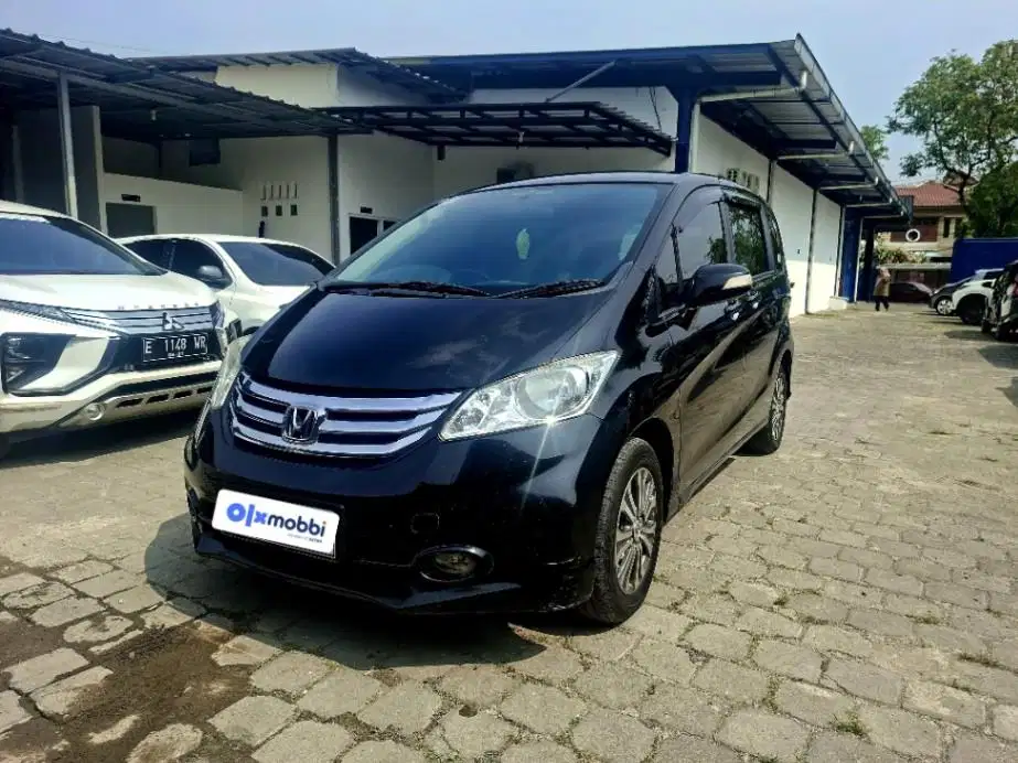 Hot Sale Honda Freed 1.5 E Bensin AT 2014