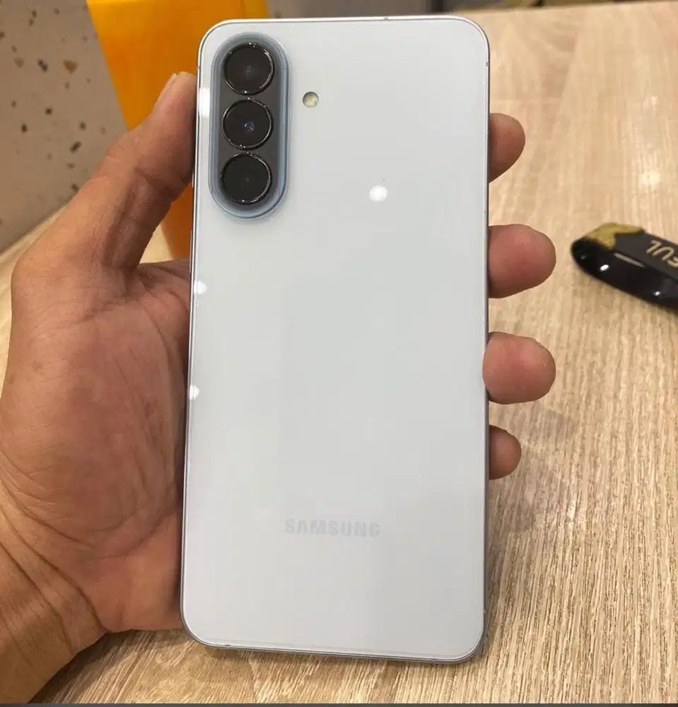 Samsung A57 Ram 12/256GB