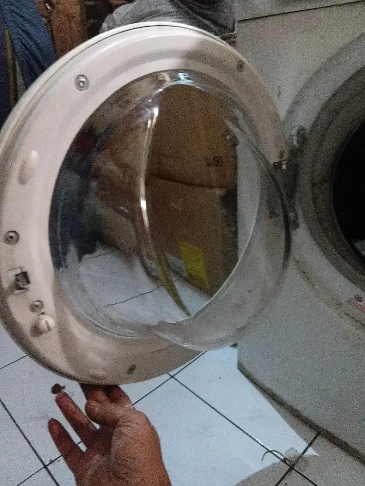 Pintu kaca elextrolux 85761
