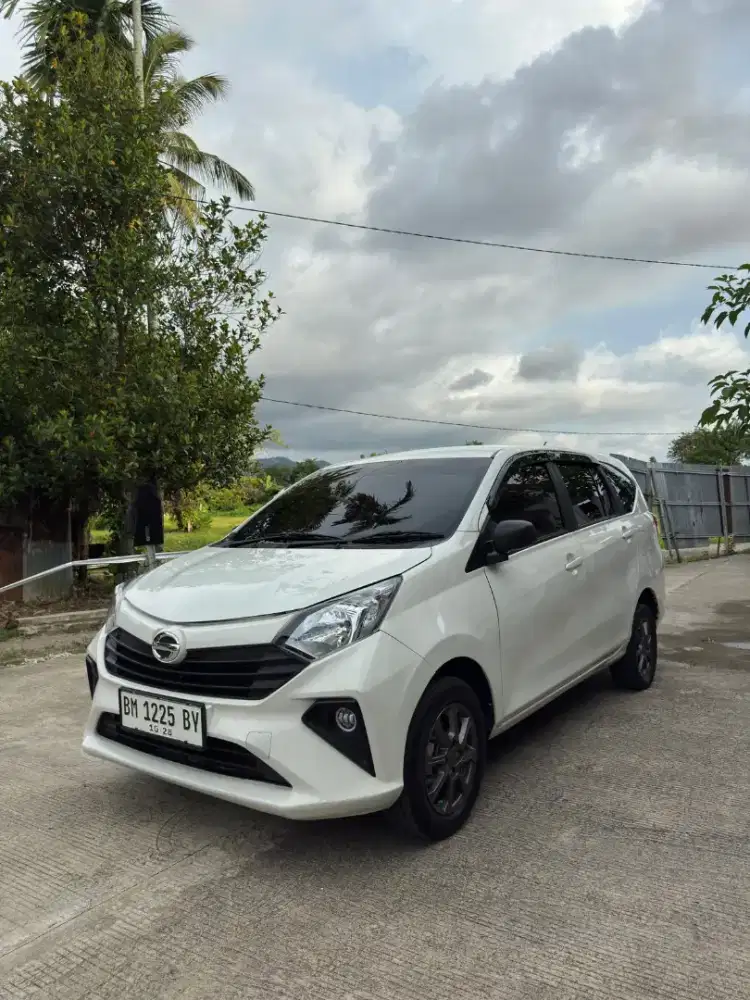 Di jual cepat daihatsu sigra d 1.0 / mobil no laka/banjir/body gress