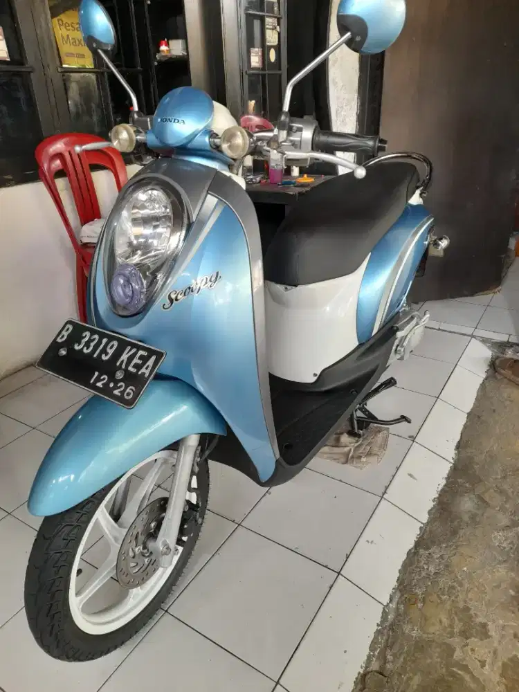Scoopy 2011. Plat bekasi