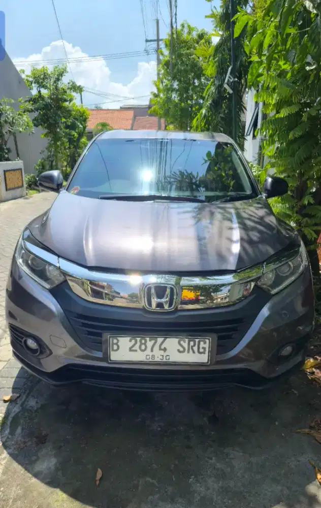 Honda HRV automatic 2020 ( tangan pertama )