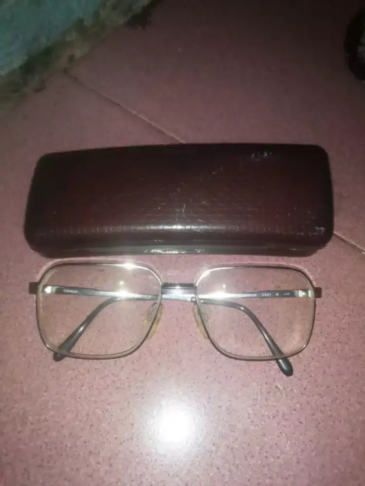 Kacamata rodenstock titanium vintage