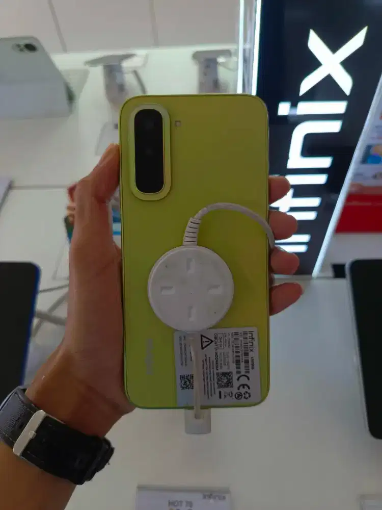 Cash/Kredit Tanpa DP Infinix Hot 70