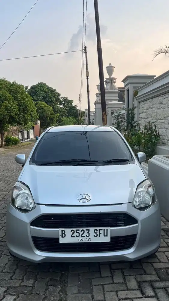 Daihatsu Ayla M MT 2015