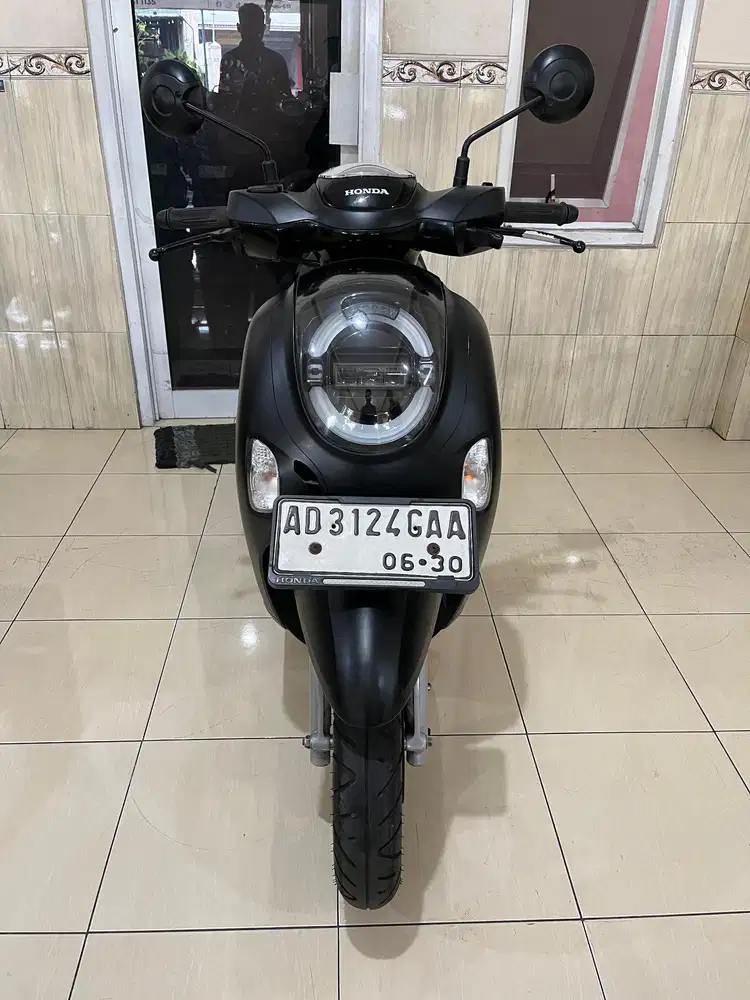 Scoopy prestige istimewa