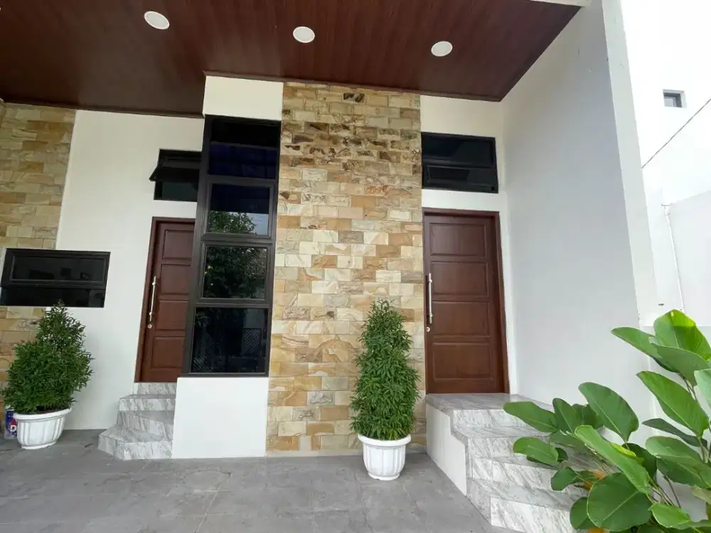 Dijual rumah cantik 2 lantai lokasi strategis kayen condong catur yogyakarta