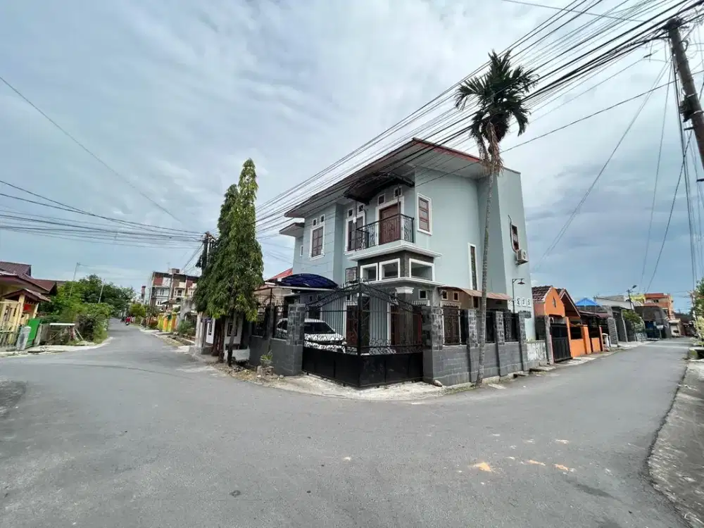 Villa Hook di jalan Mulia daerah Tuasan Krakatau Medan Timur