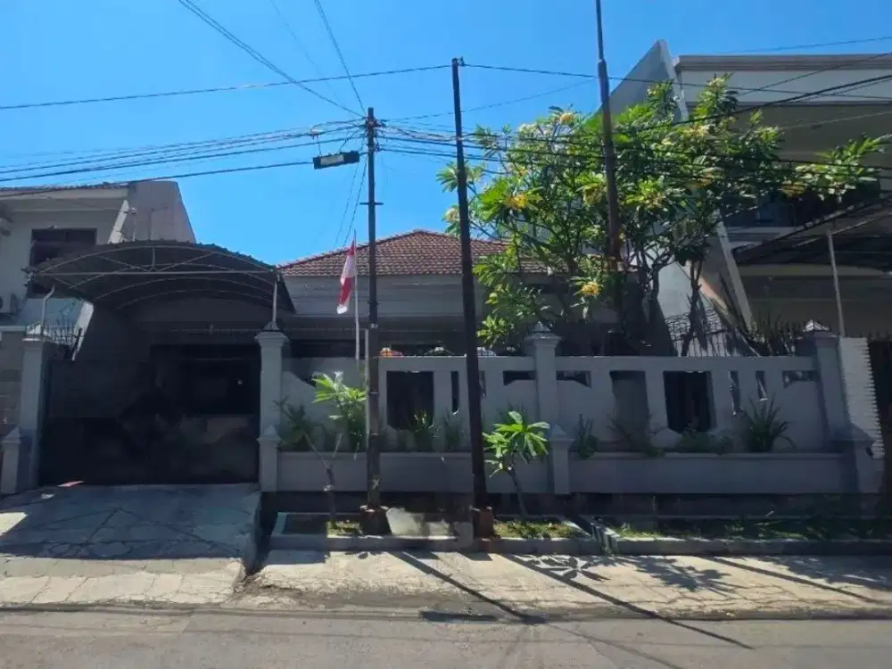 Rumah Dharmahusada Indah  STRATEGIS SIAP HUNI