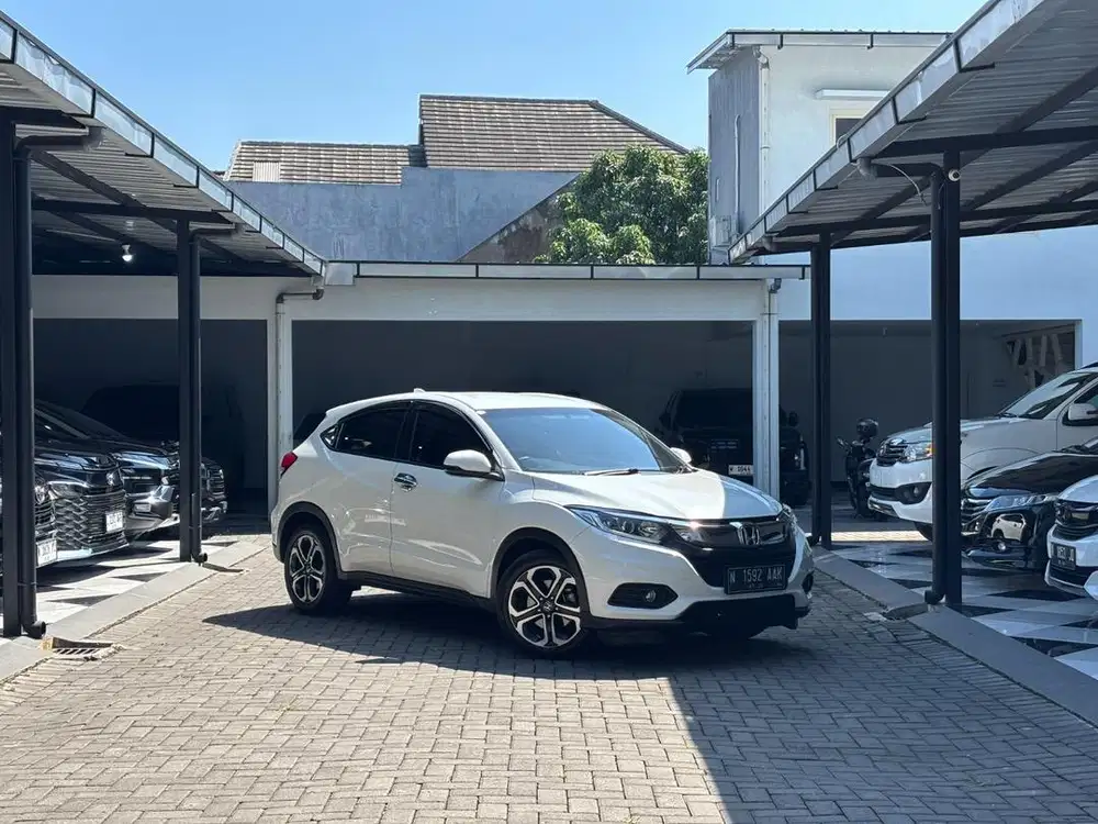 HRV E CVT 2019 odo 50rb like new