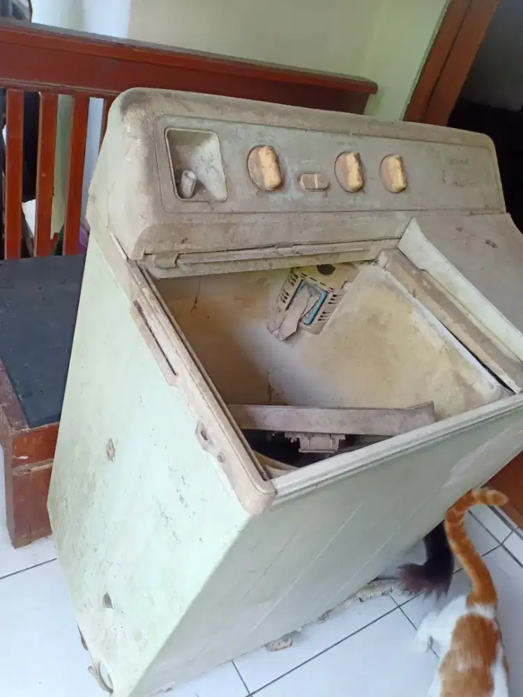 Di jual mesin cuci bekas merk National
