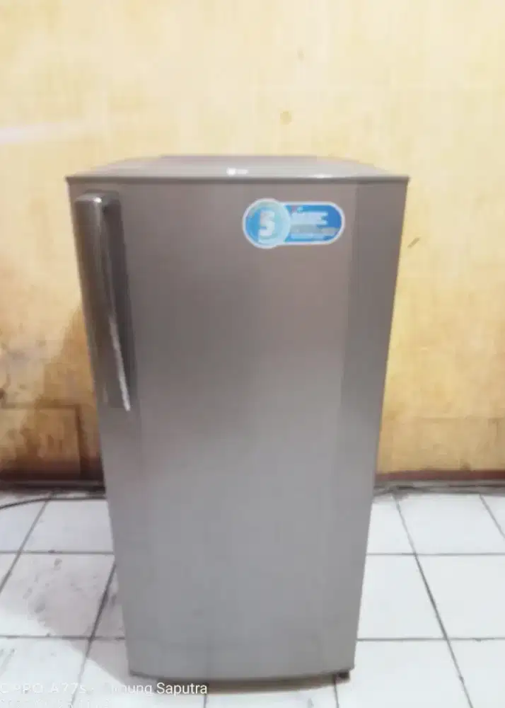 Kulkas 1 pintu merk LG
