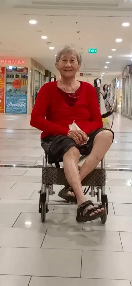 Di cari suster orang tua