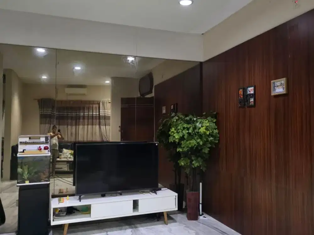 Dijual Rumah Spring Hill Residence Jakarta Pusat
