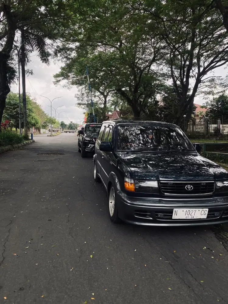 Toyota kijang krista diesel 2.5