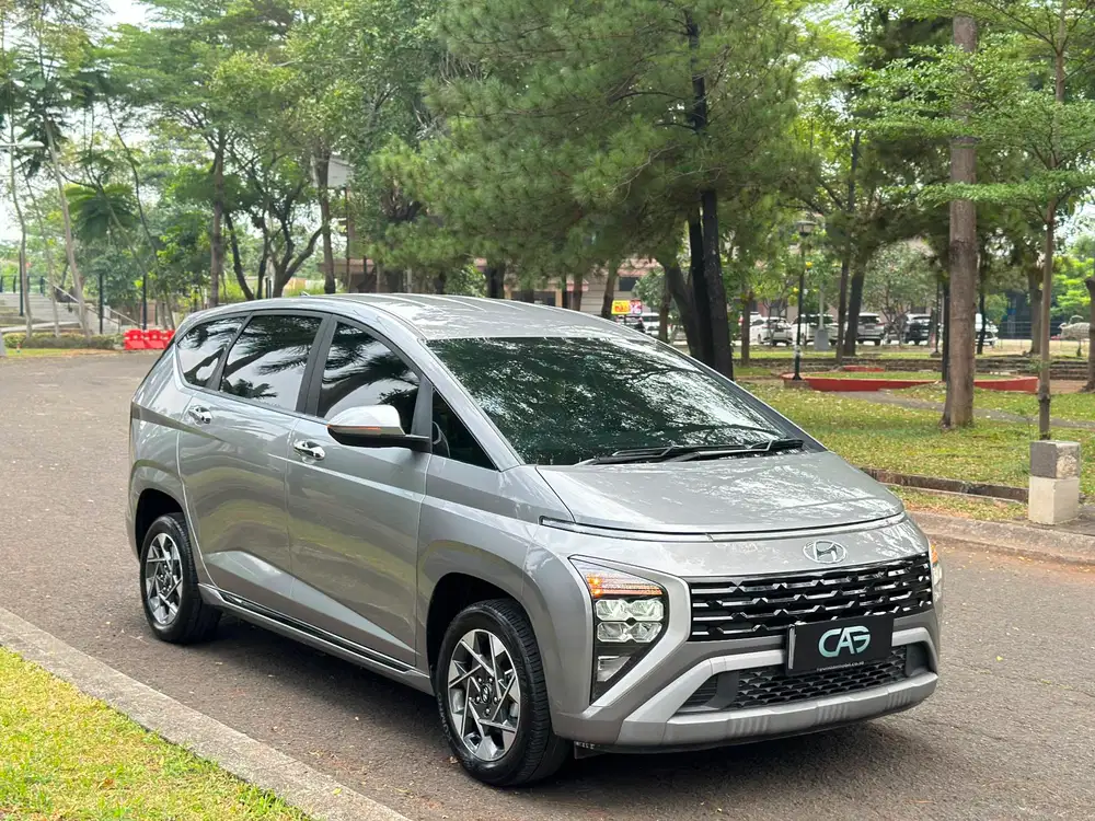 Hyundai Stargazer Prime captain seat 2024