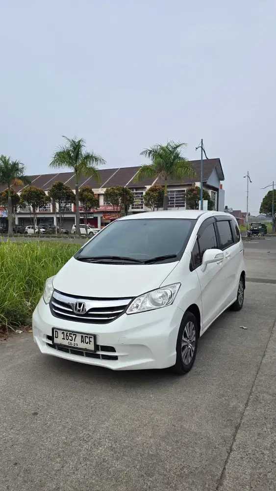 Honda Freed SD at 2014 AC dobel