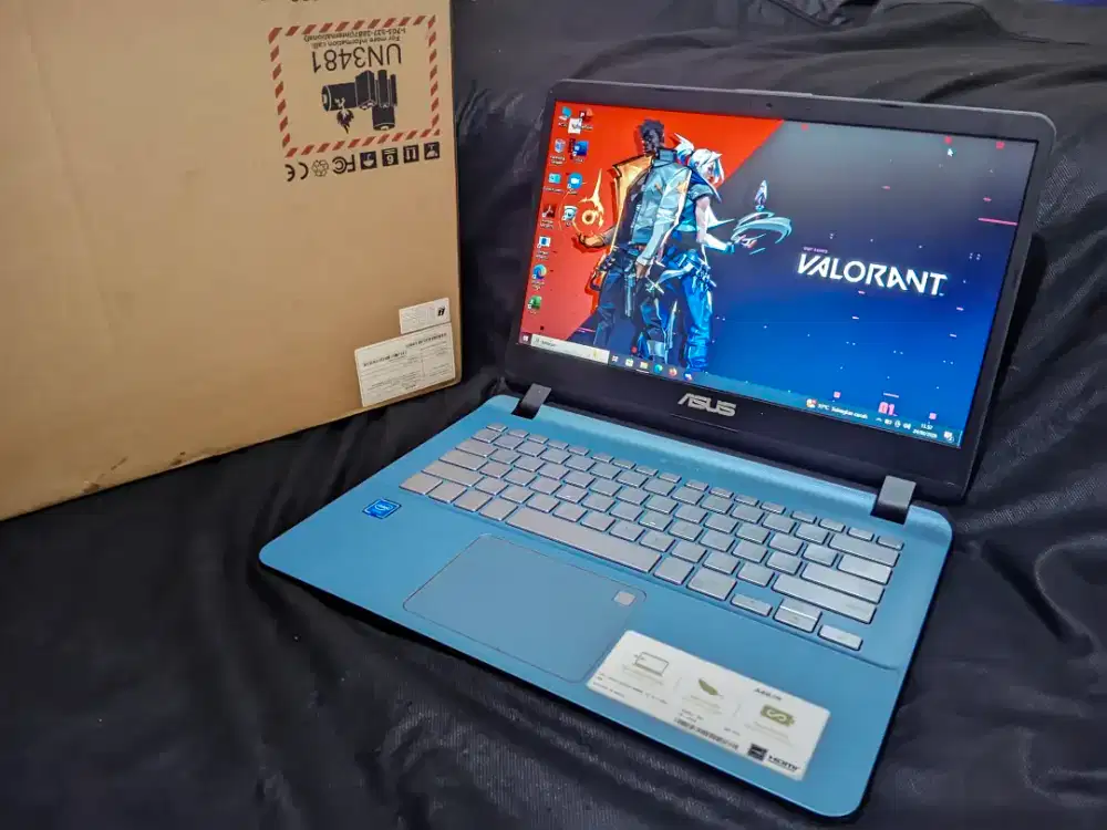 Laptop Asus like a new fullset