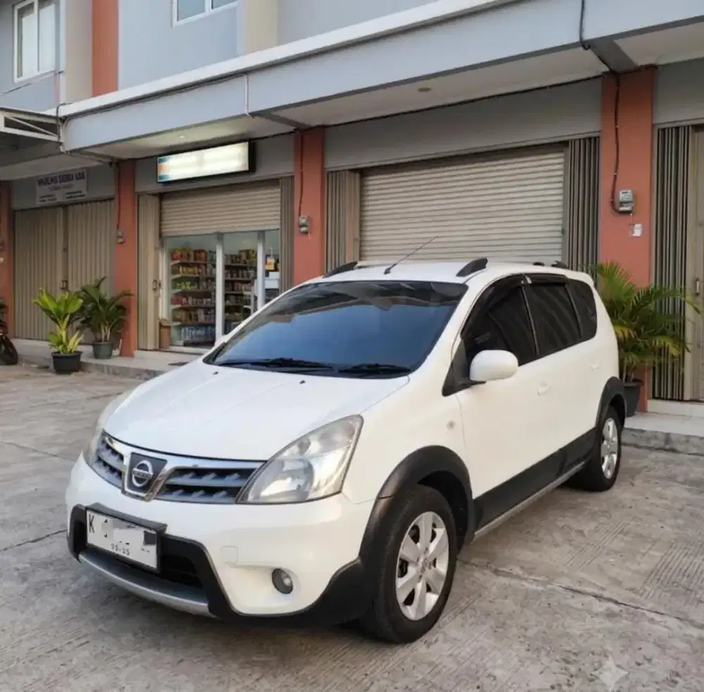 2013 nisan grand livina