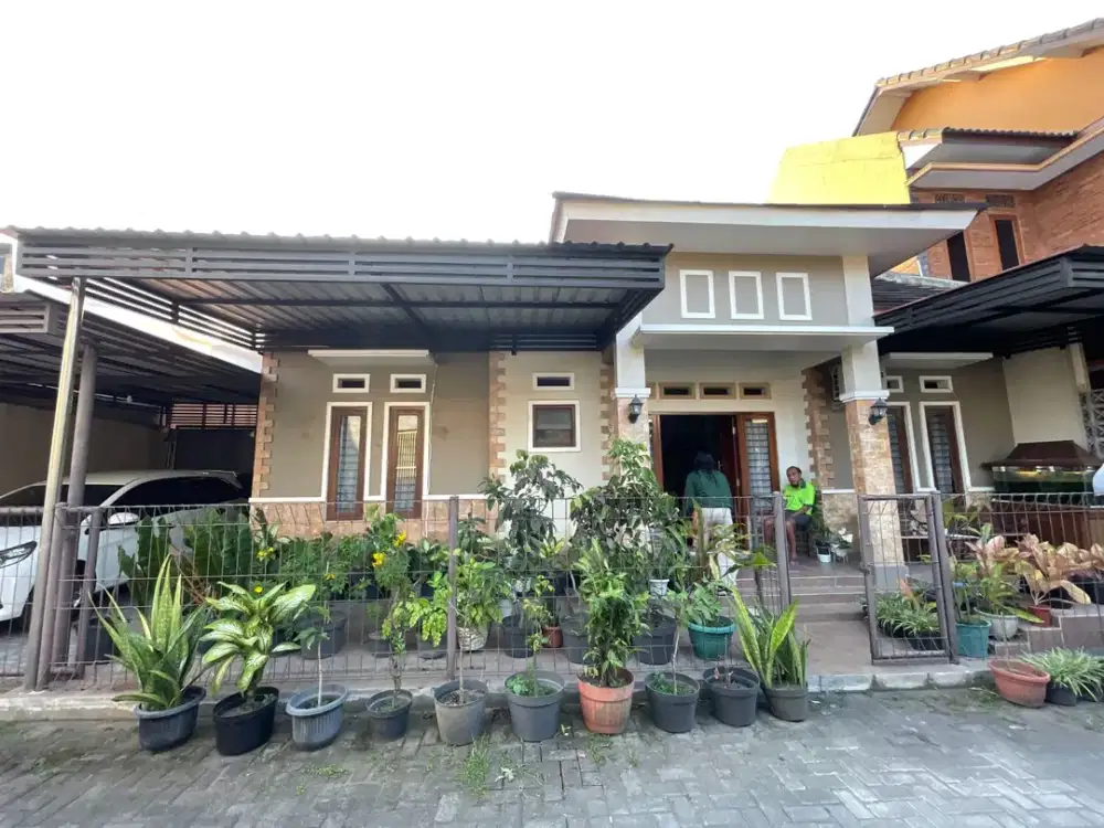 Dijual rumah siap huni lokasi Barat kampus AMP YKPN palagan yogyakarta