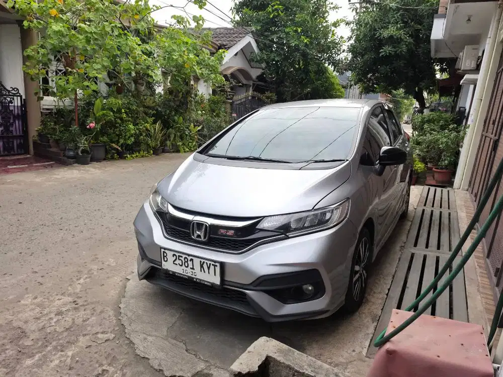 Honda Jazz RS CVT Matic AT Tahun 2018 Silver , 2019