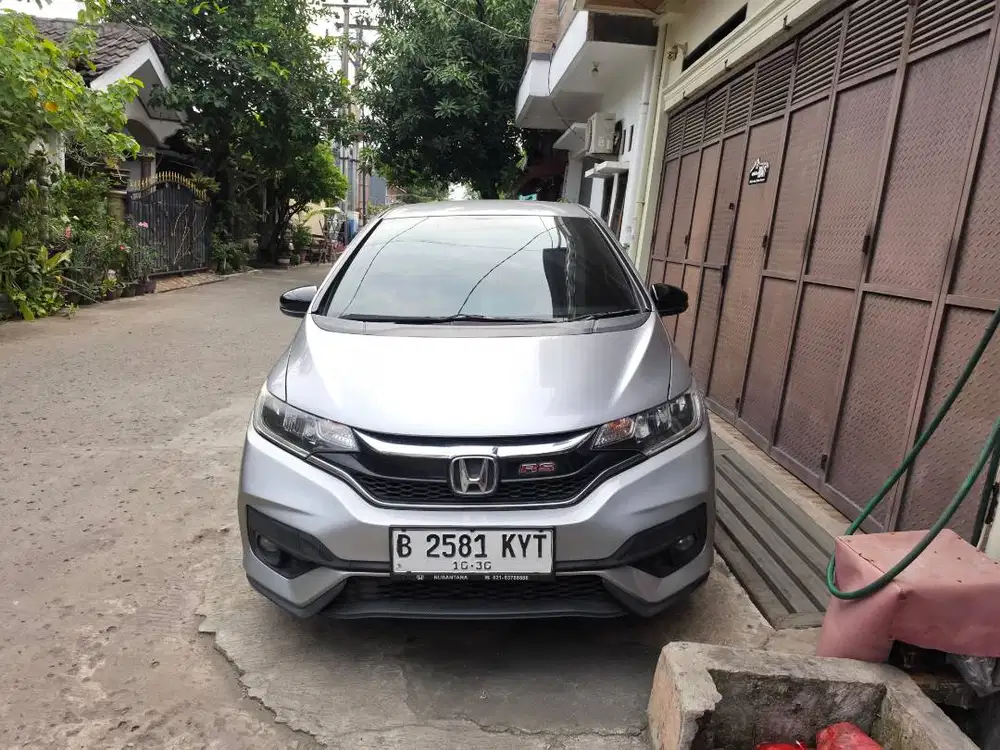 Honda Jazz RS CVT Matic AT Tahun 2018 Silver , 2017