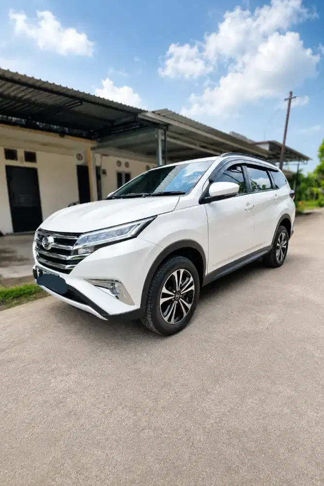Daihatsu New Terios R 1.5cc MT ~ KM-46RB - Istimewa