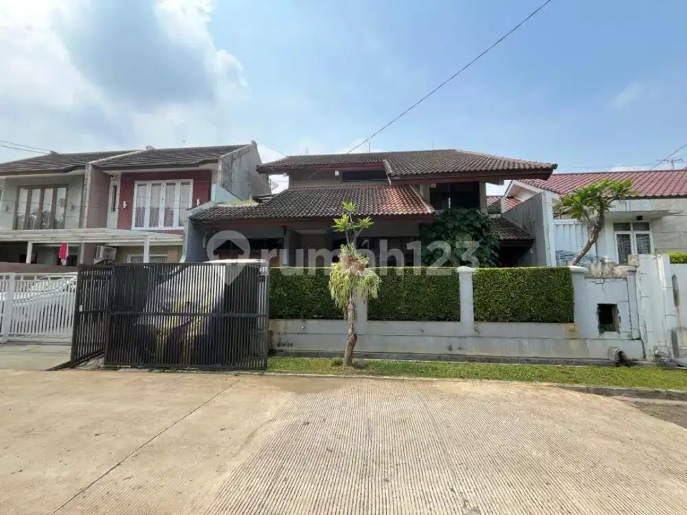 Rumah Cozy 2 Lantai Dalam Komplek Tenang Lingkungan Nyaman di Cinere
