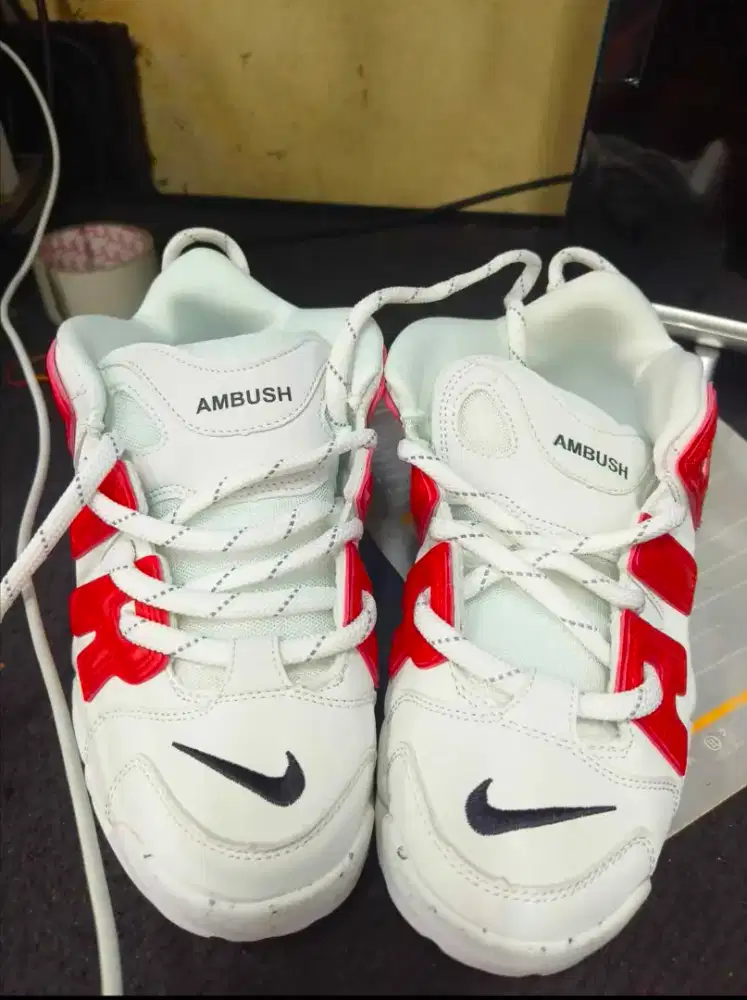 Sepatu up tempo kolab ambush