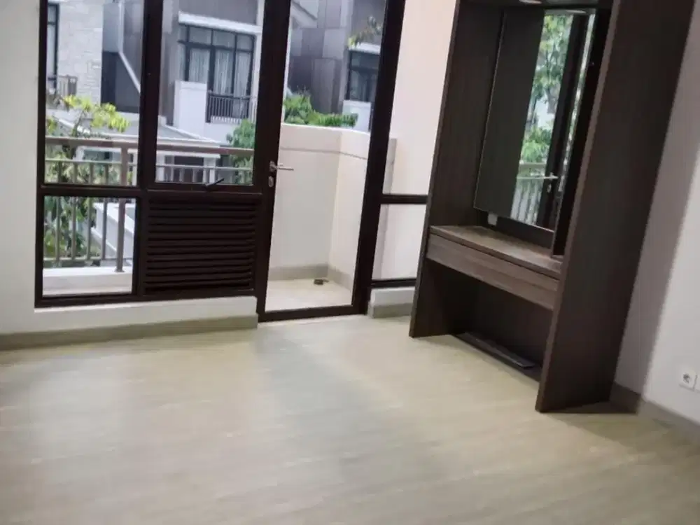 DISEWAKAN RUMAH PODOMORO PARK FASHAGRIYA BANDUNG STT TELKOM, RS OETOMO