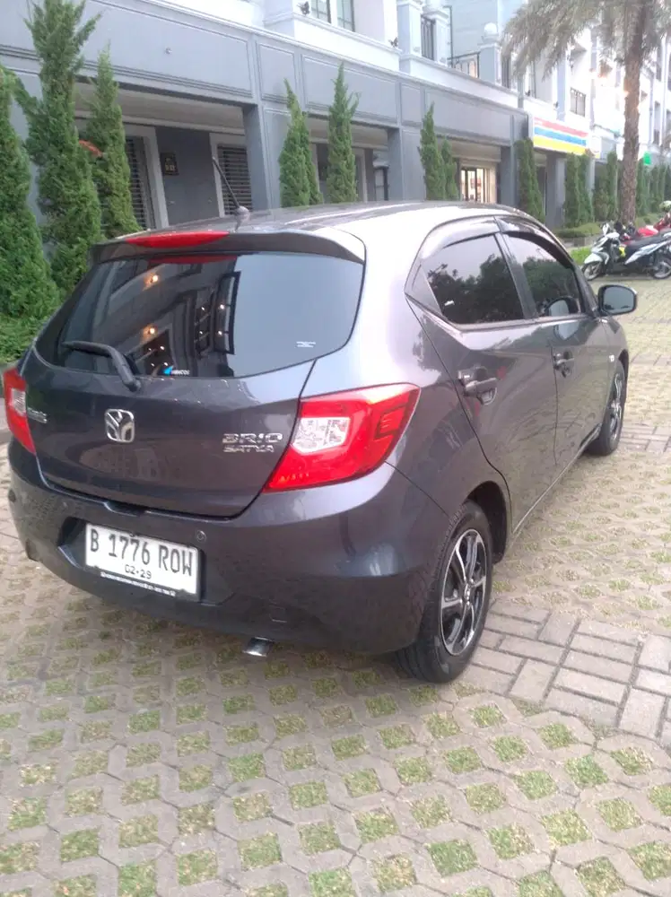 Honda Brio 2023 Bensin