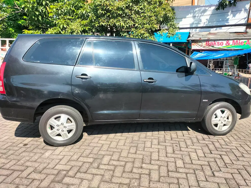 Toyota Kijang Innova 2006 Bensin ors luar dlm