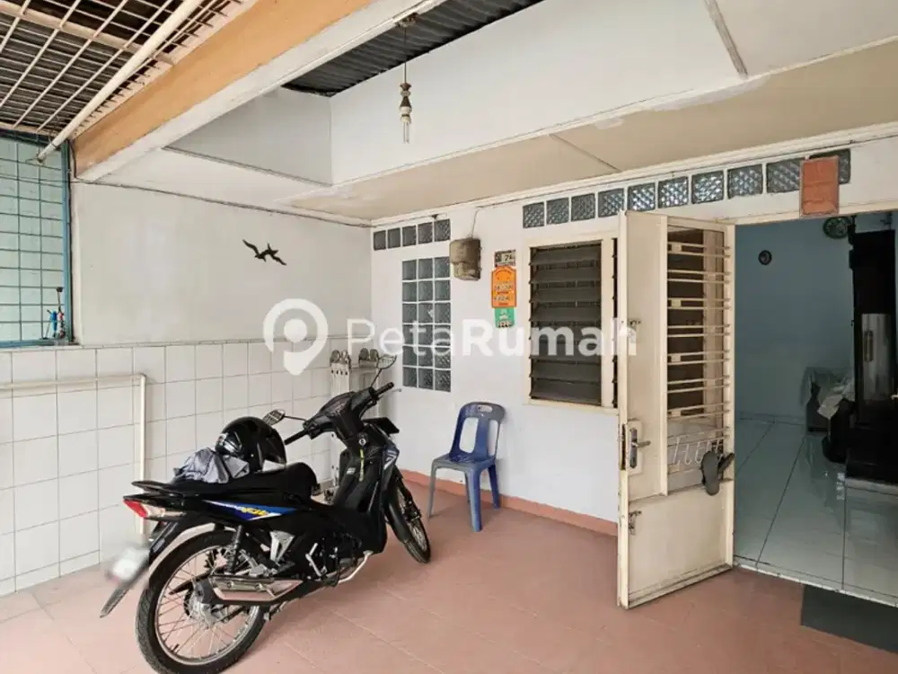 DIJUAL RUMAH JALAN BIAWAK - DEKAT PASAR BERUANG MEDAN KOTA (vincent)