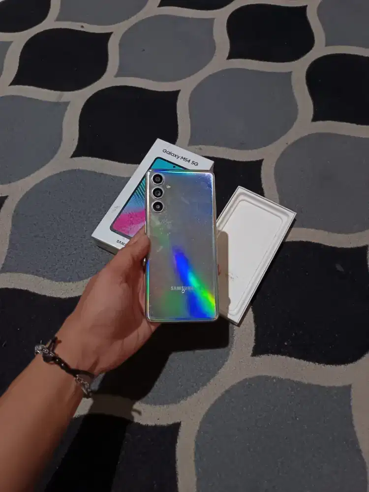 Samsung M54 5g 8/256gb Sein