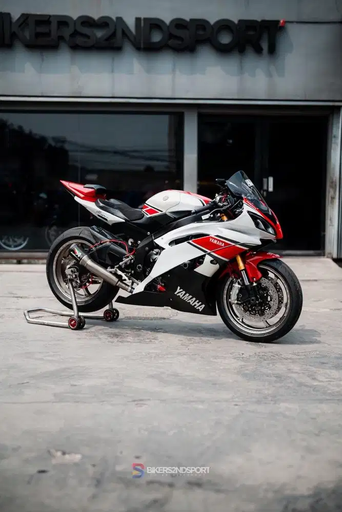 YAMAHA R6 30TH MODIF z9