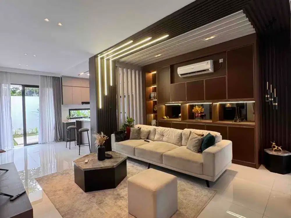 NEW Rumah Mewah 2.5 Lantai di Citraland Megah Cluster New Chateau