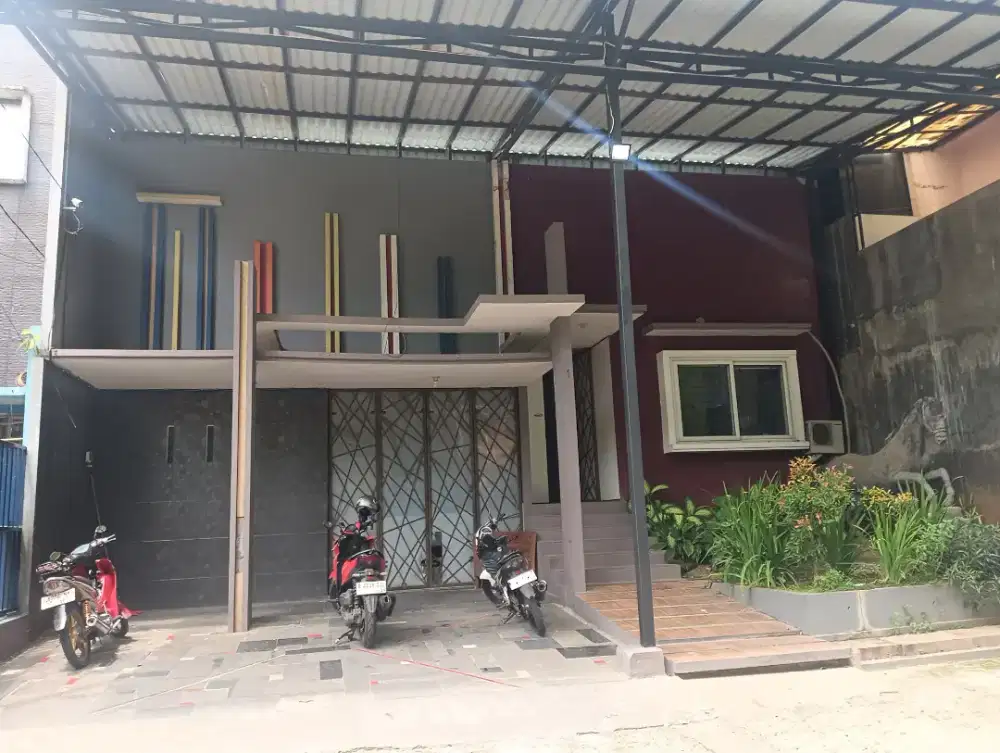‼️Jual Rumah / Kantor Deplu Adam Malik ‼️