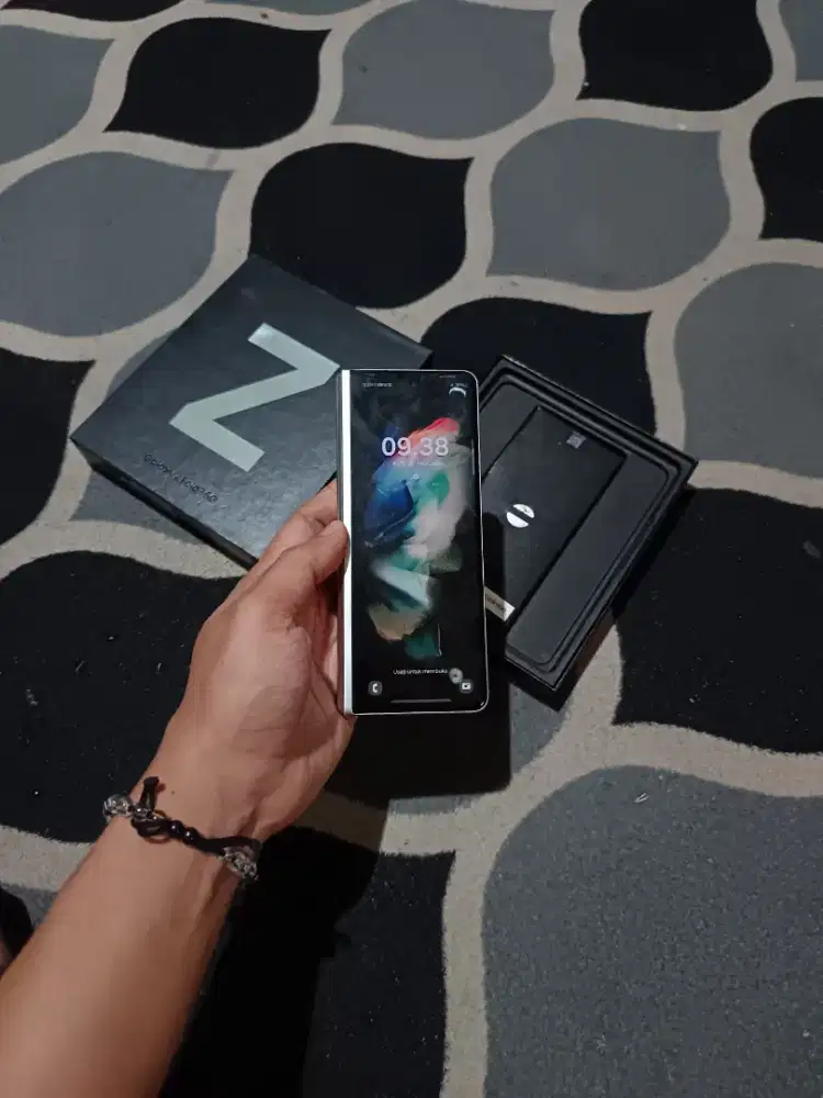 Samsung Zfold 3 12/512gb Sein