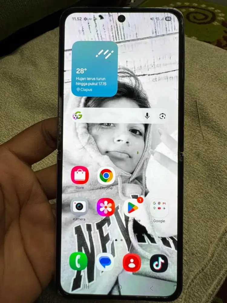 Samsung z flip 4 8/256