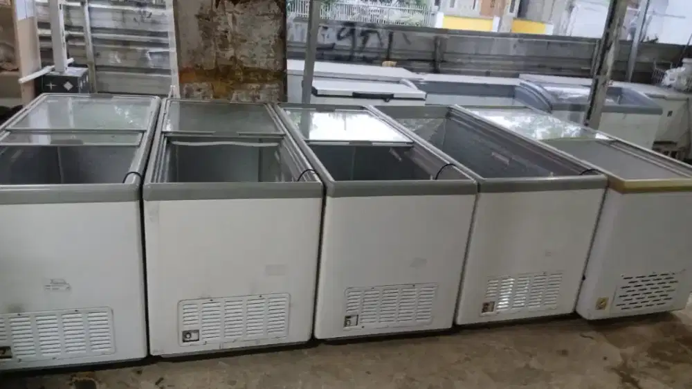 Display freezer 651L mulus original