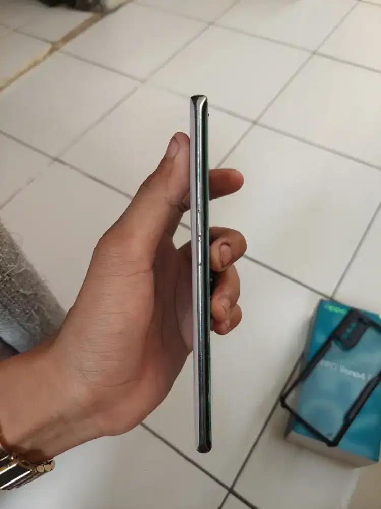 Oppo reno 4 pro
