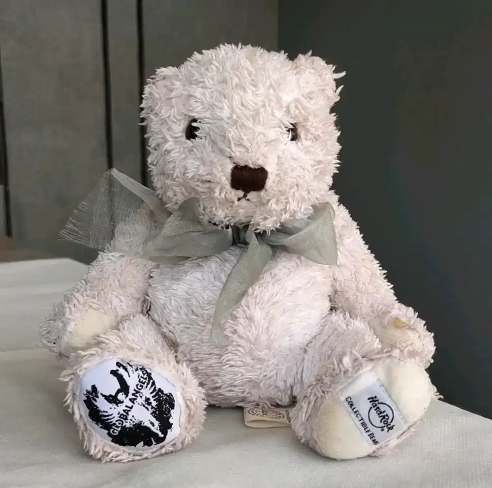 Boneka HERRINGTON Teddy Bears Edisi Collabs With HardRock Cafe 2007