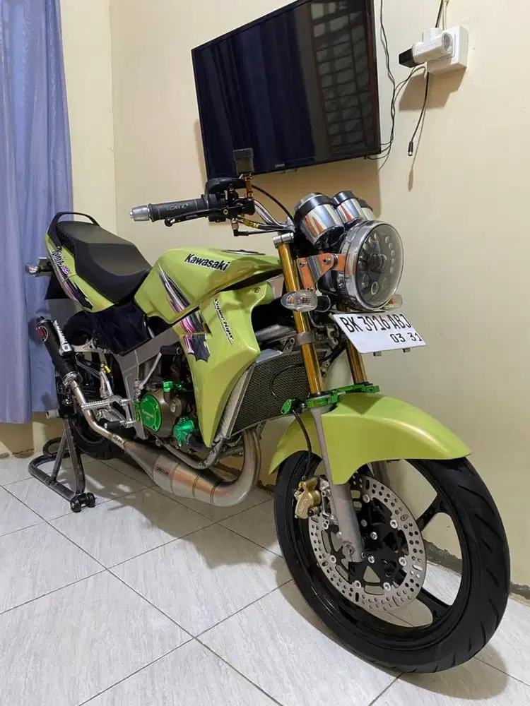 Dijual Kawasaki Ninja R Tahun 2011