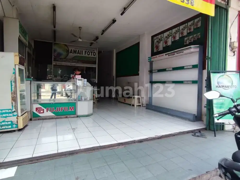 Dijual Dan Di sewakan Ruko 3 Lantai